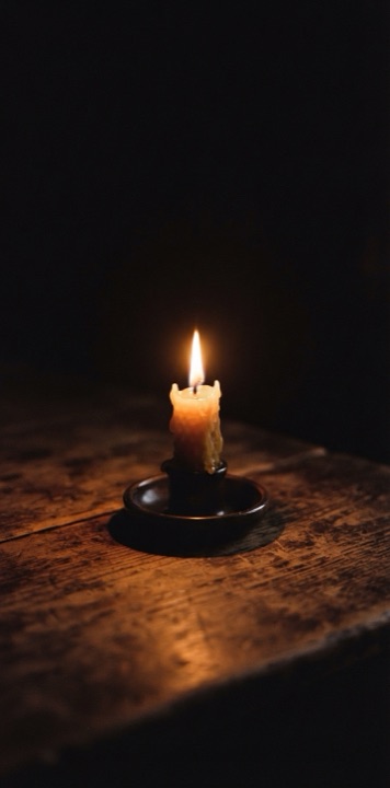 Example of the Candlelit Interior style